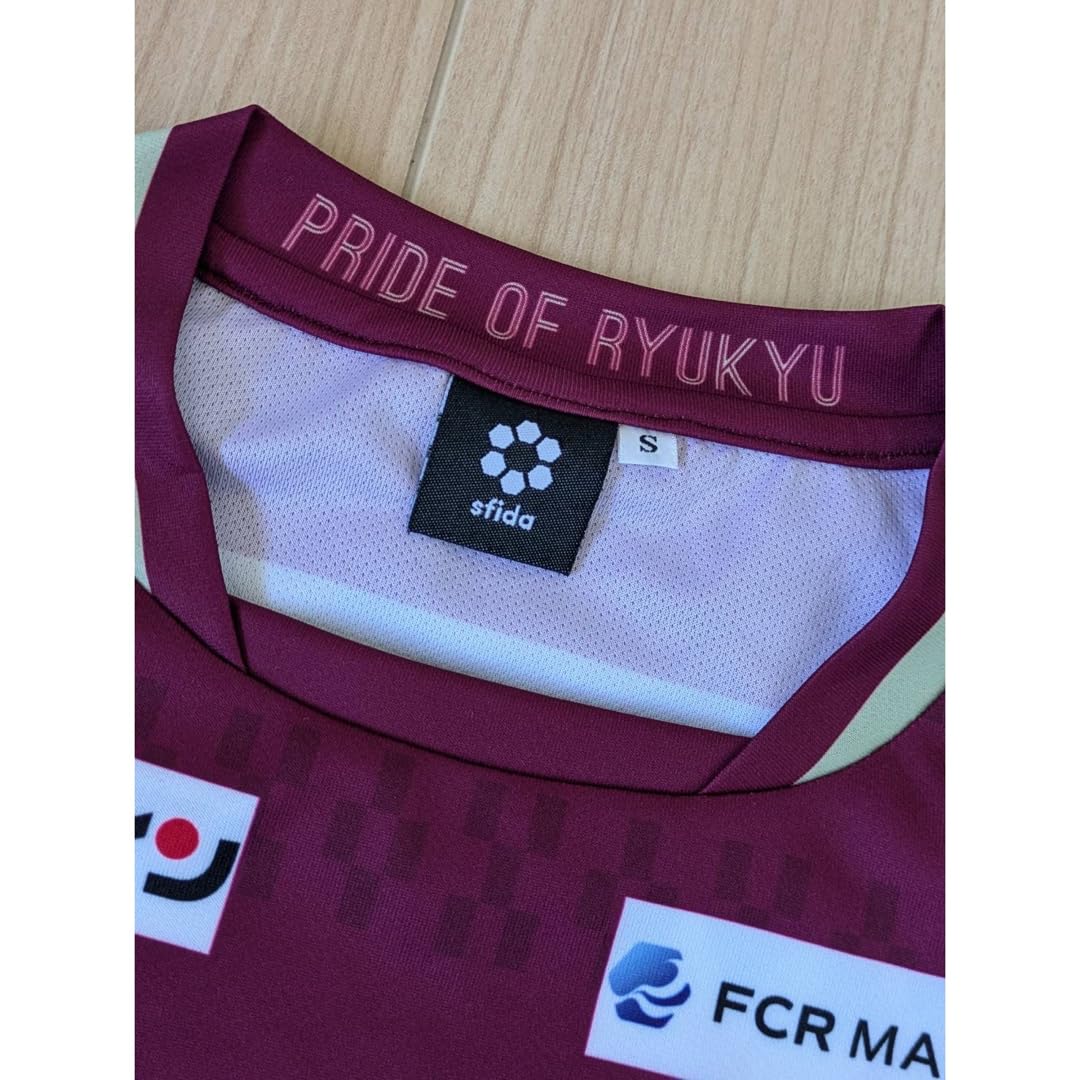 【美品】FC琉球 オーセンティック ユニフォーム 2019 Lサイズ 背番号なし 2025年最新】琉球FC ユニフォームの人気アイテム - メルカリ